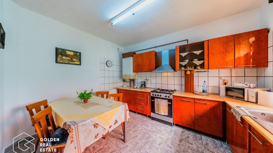 Casa din caramida, 3 camere. teren 1080, Bujac - Poză 8