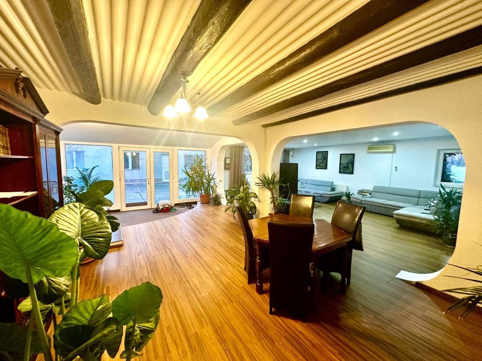 Casa moderna, 2 corpuri de cladire, teren 1000 mp, zona Aradul Nou - Poză 3