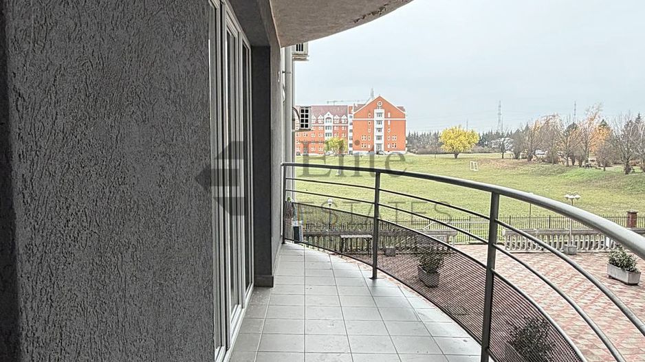 Apartament cu 2 camere in Nufarul Plaza - Poză 3