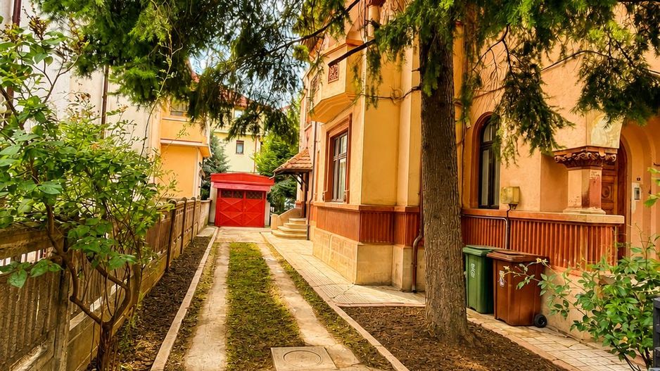 Apartament 3 cam in vila Domenii Casin | Curte proprie | Garaj 2 locuri - Poză 2