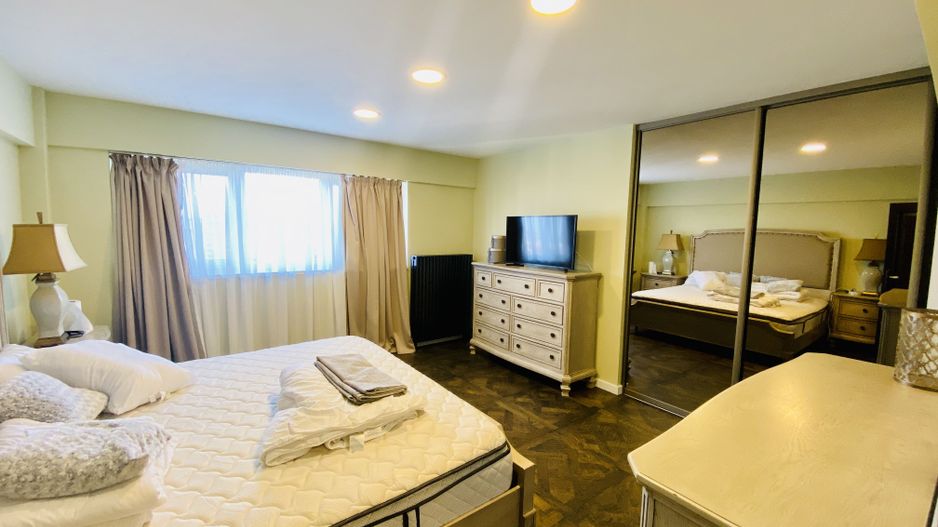 Penthouse confort lux,mobilat, utilat, garaj subteran, aer conditionat - Poză 9