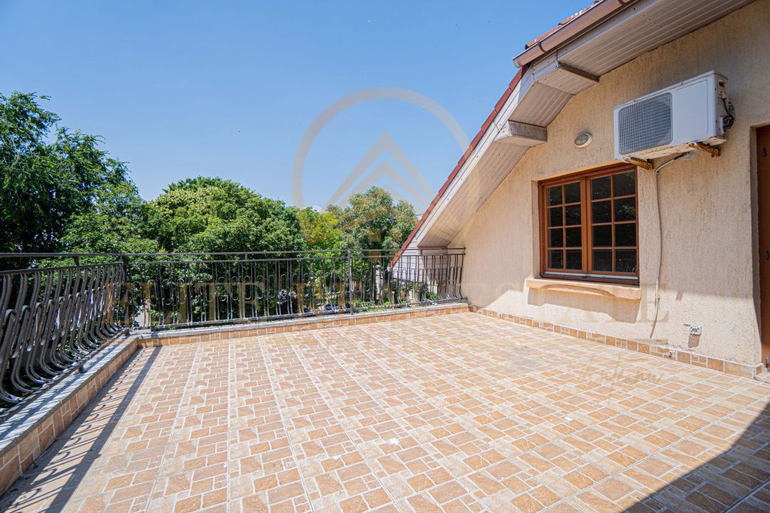 Vila premium ultracentrala, fara vecini, teren 377 mp, garaj! - Poză 40