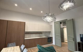 2 camere, Ultracentral, Bvd. Eroilor, Casa de cultura, Parcare - Poză 1