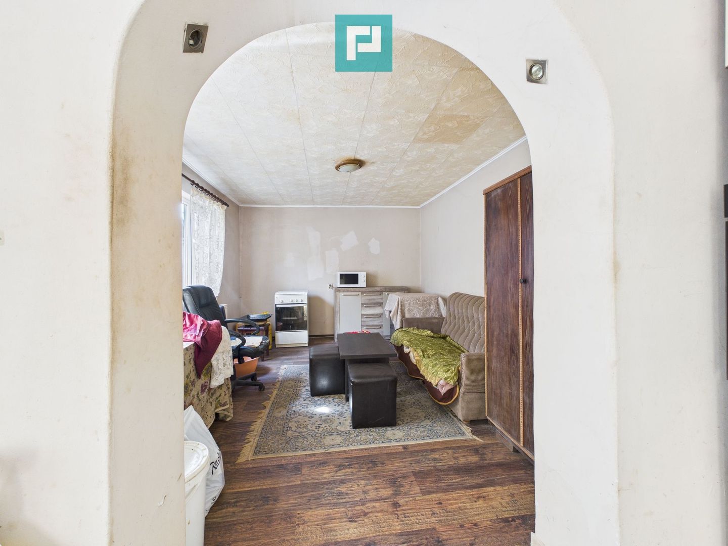 Casă cu 7 camere, ideală pentru familie, Grădiște - Poză 12