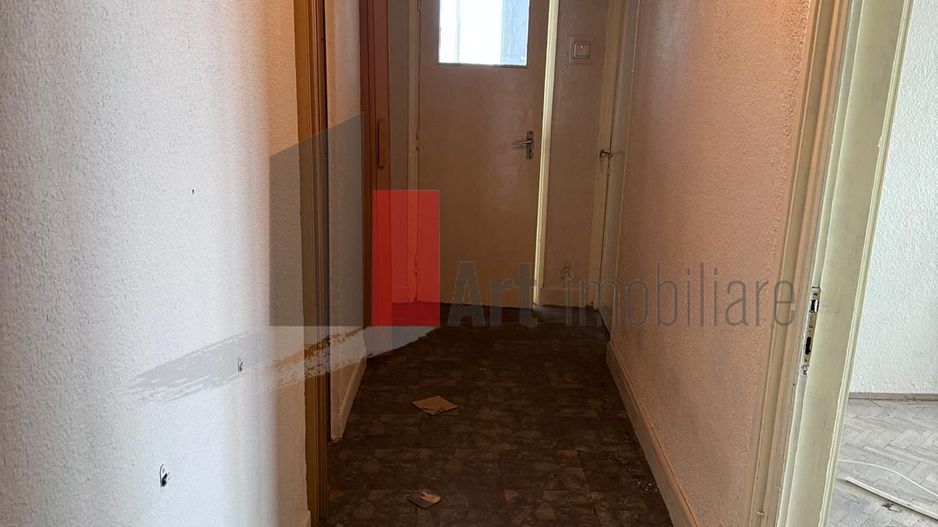Vânzare apartament 3 camere Piața Progresu - Poză 16
