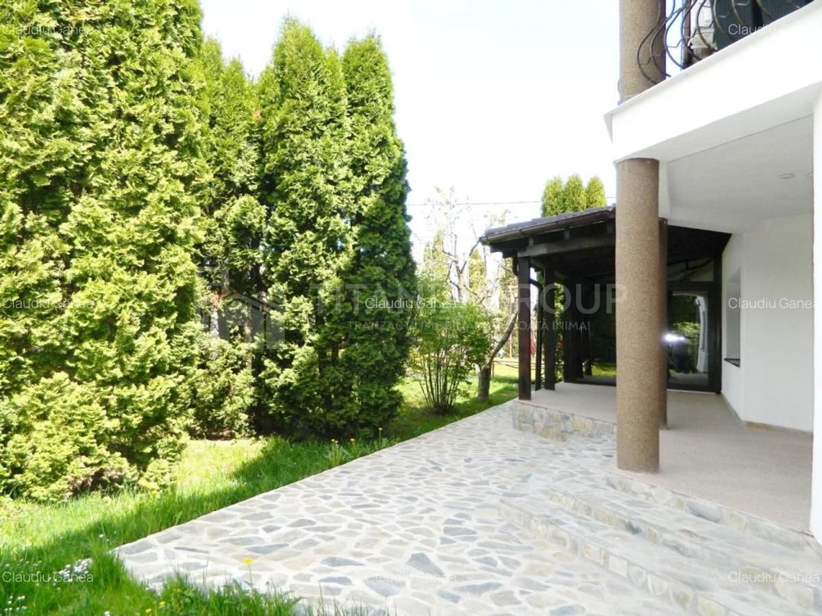 Apartament superb de 4 camere, curte proprie, zona Bartolomeu. - Poză 4