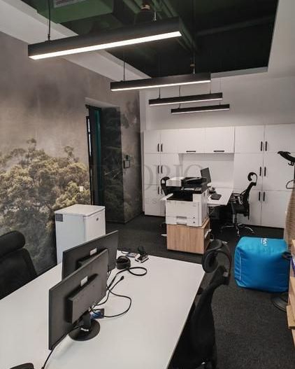 Cladire office in centrul istoric - Poză 8
