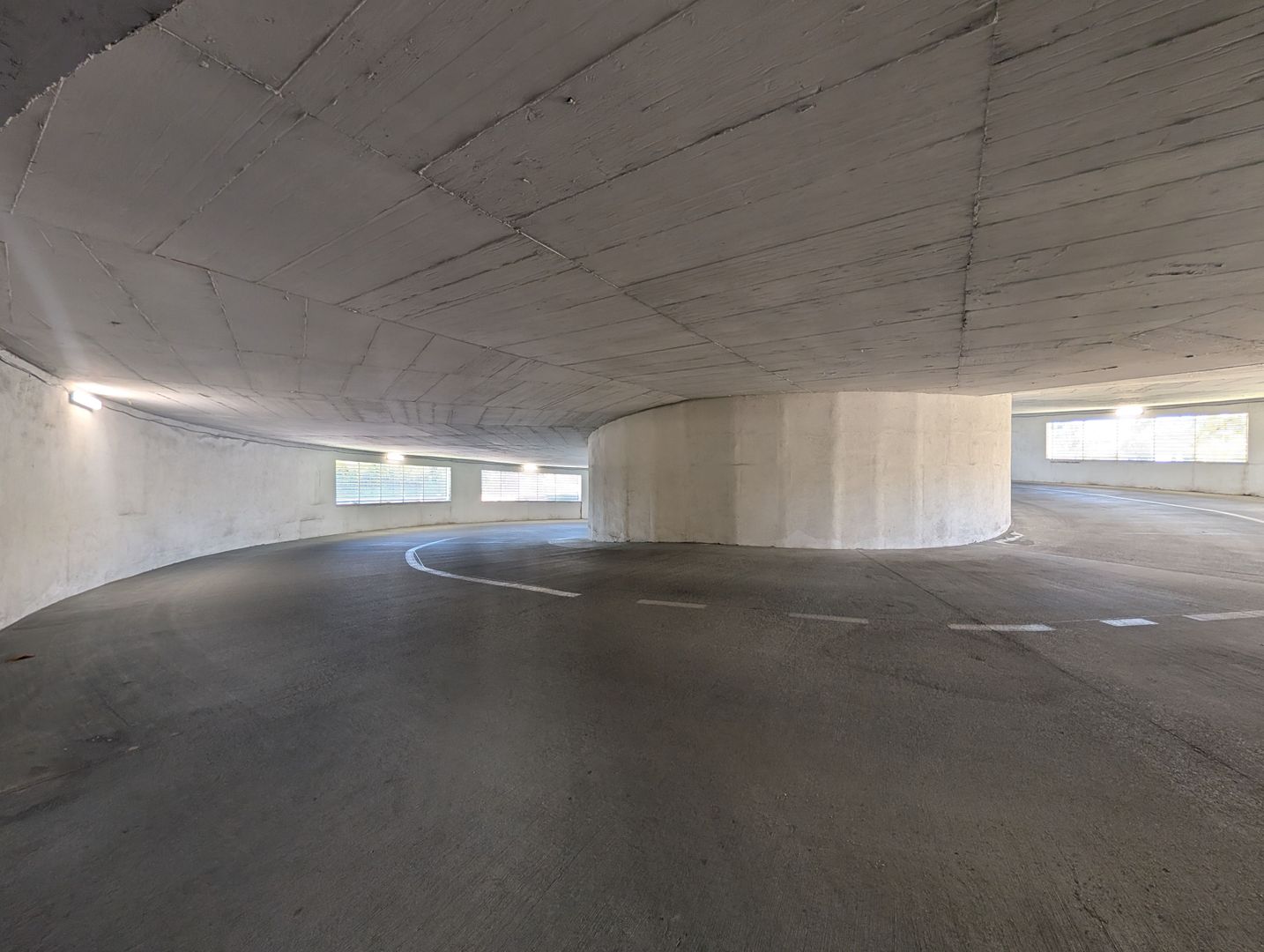 Apartament de 2 Camere Mobilat si Utilat complet + Loc de parcare - Poză 20