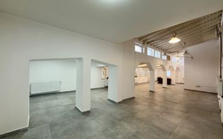 Vila spatioasa | Complet renovată | Central - Poză 5