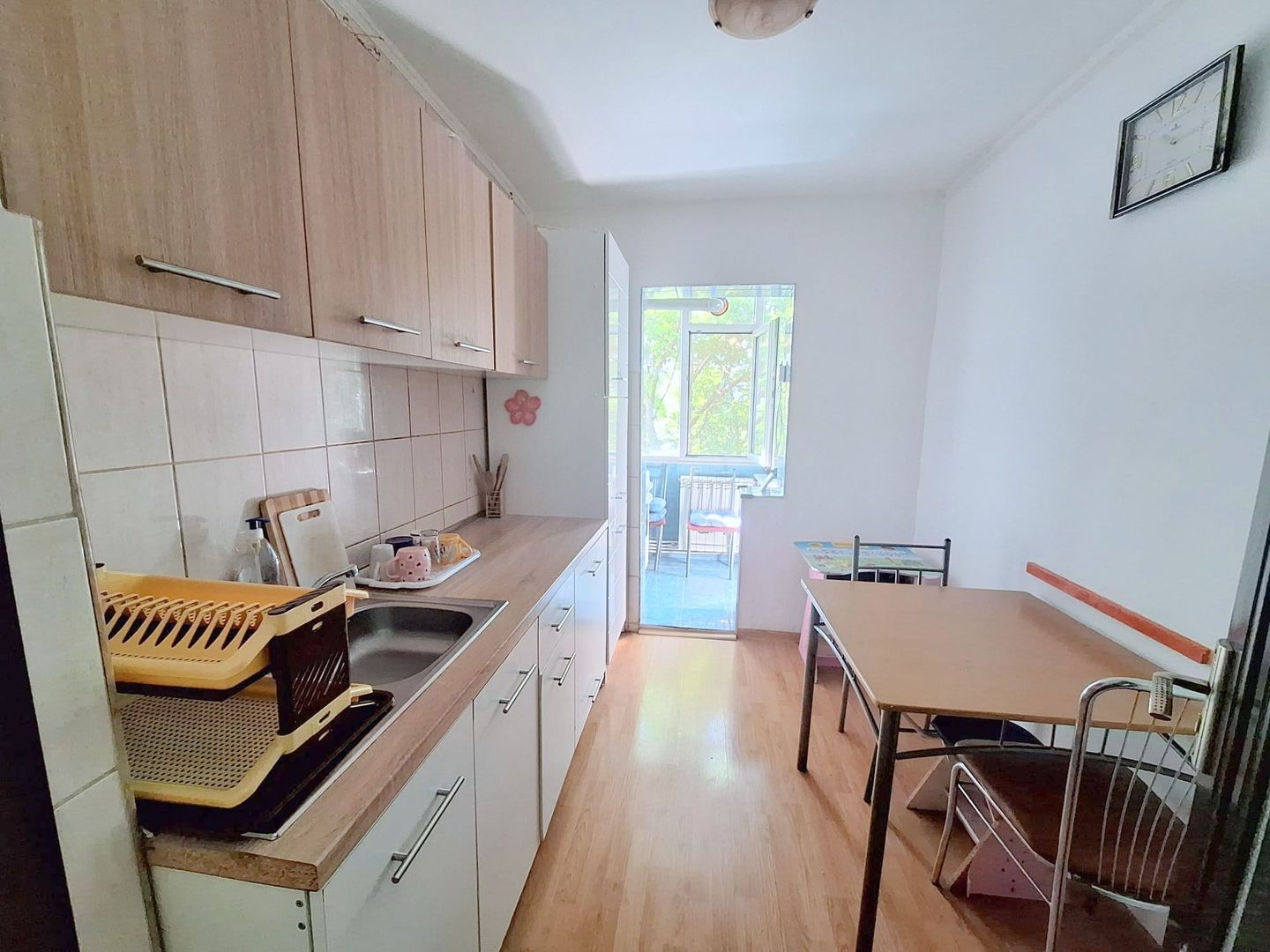 Apartament 2 camere de închiriat - Micro 17 - Mobilat - 350 Euro - Poză 1