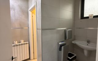 Spatiu comercial pentru mai multe domenii de activitate - Poză 15