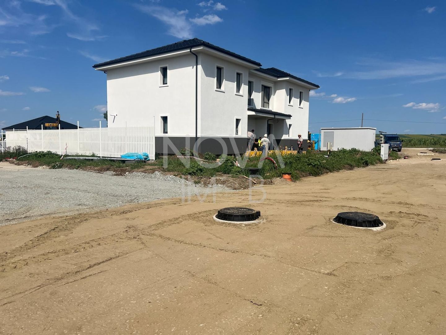 Casa tip duplex 5 camere, 215 mp gradina - Sura Mica - Poză 2