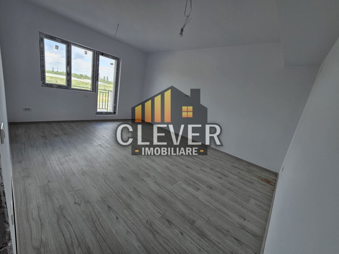 Titan-Pallady Apartament 3 camere 2 Bai Suprafata Generoasa - Poză 1