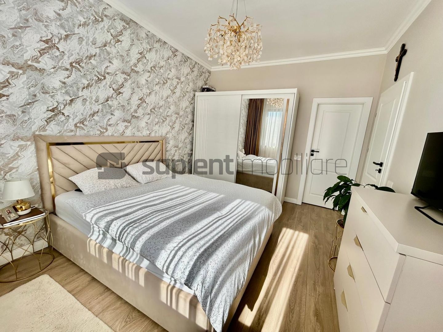 Casa zona  Viena Residence - Poză 4