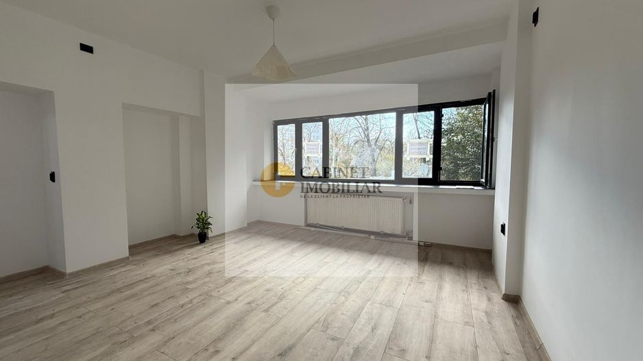 Parc Cismigiu | Garsoniera  | Etaj 1/5 | Renovata - Poză 1