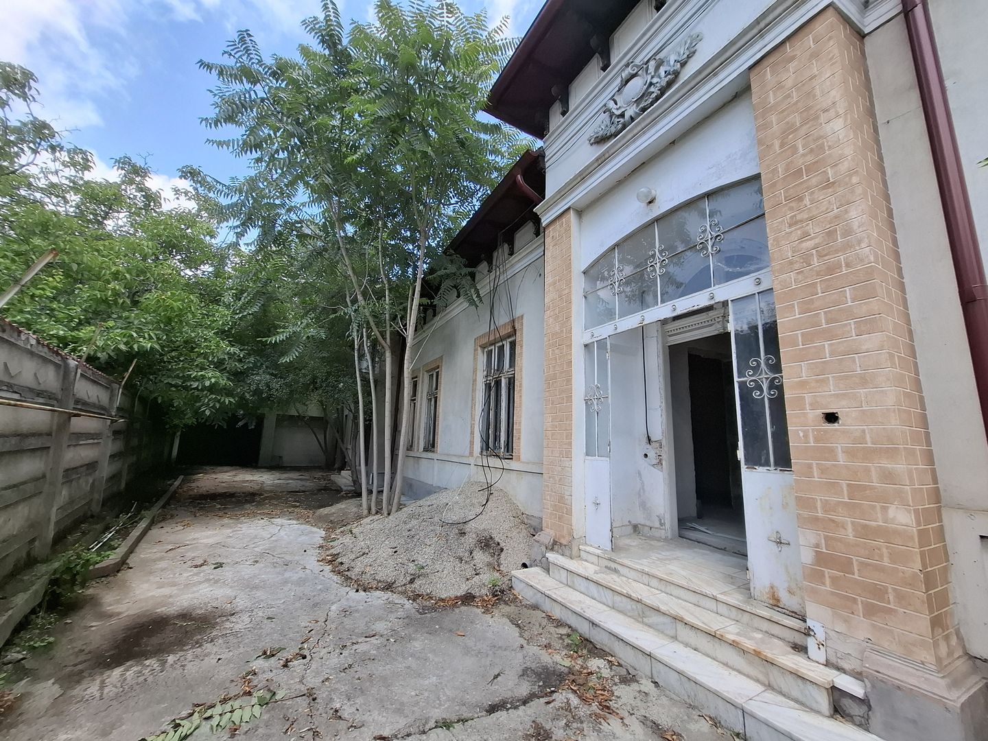 OPORTUNITATE | Vila Eminescu cu teren liber - Poză 2