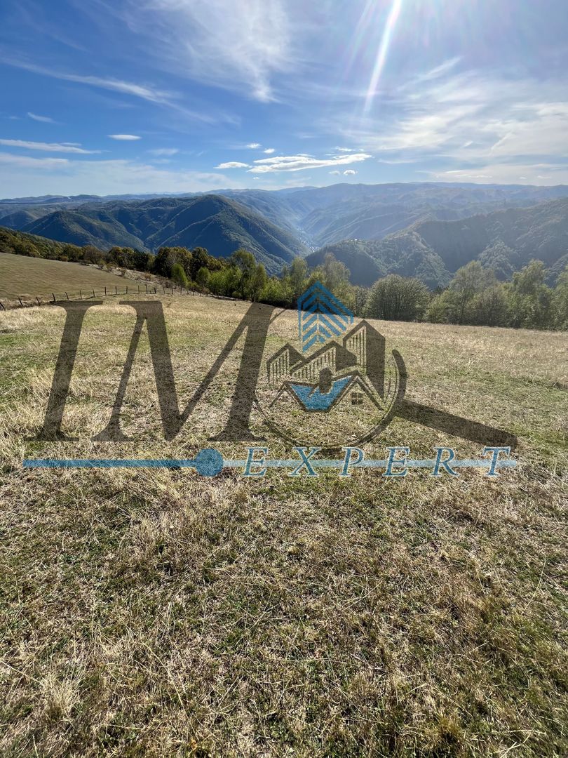Teren extravilan la munte zona Loman! - Poză 1