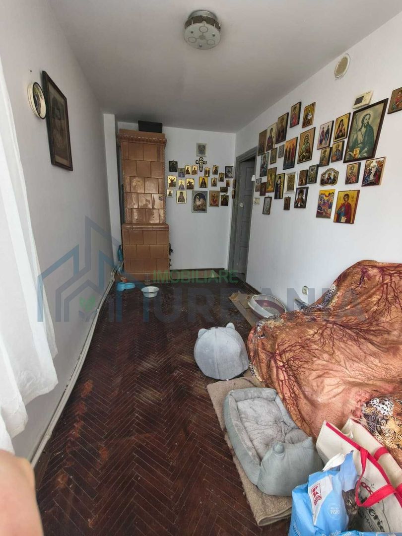 Apartament 3 camere, clădire istorică, centrul Iașului – 70 mp, potențial lux/business - Poză 5