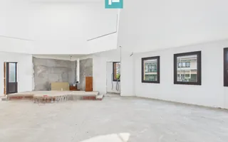 Clădire comercială în zona Grădiște - Poză 12