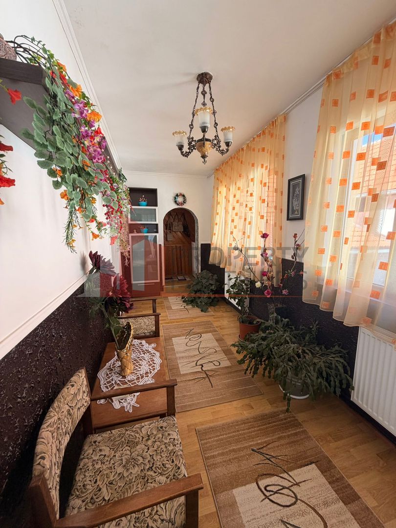 Casă tradițională cu 1800 mp teren  în Sohodol, Bran | Priveliște superba - Poză 17