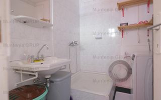 Pod Constanta - Bucurestii Noi, casa constructie 2000 plus 220 mp. teren - Poză 7