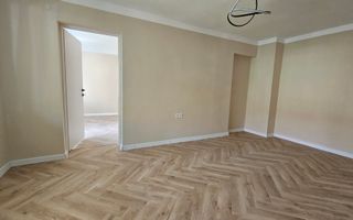 Corp de casă cu 2 imobile independente, curte și pod – Str. Mihai Viteazul - Poză 9