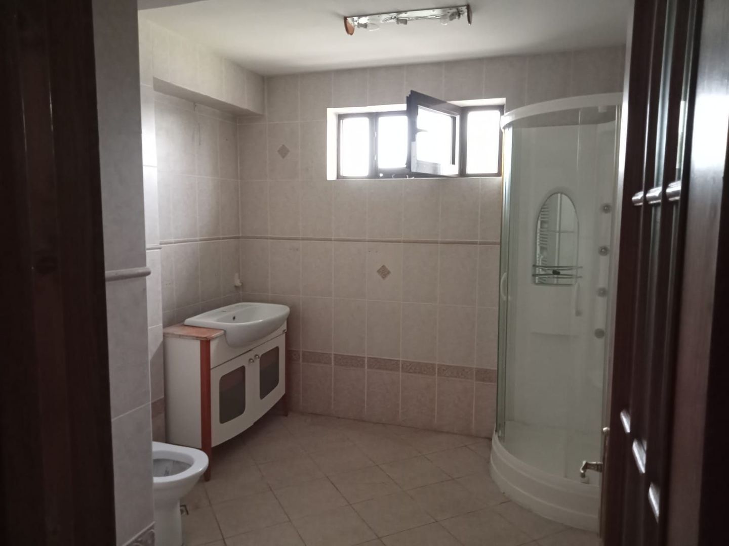 Casa perfectă pentru tine și afacerea ta – zona Casa Sindicatelor! - Poză 12