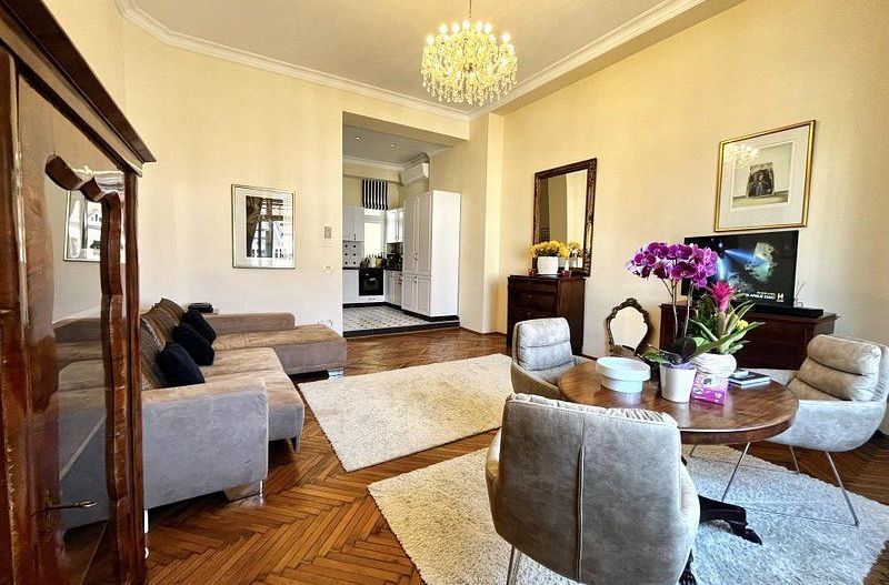 Tur virtual-2 camere, elegant arhitectural,  vedere in Piața Victoriei - Poză 5