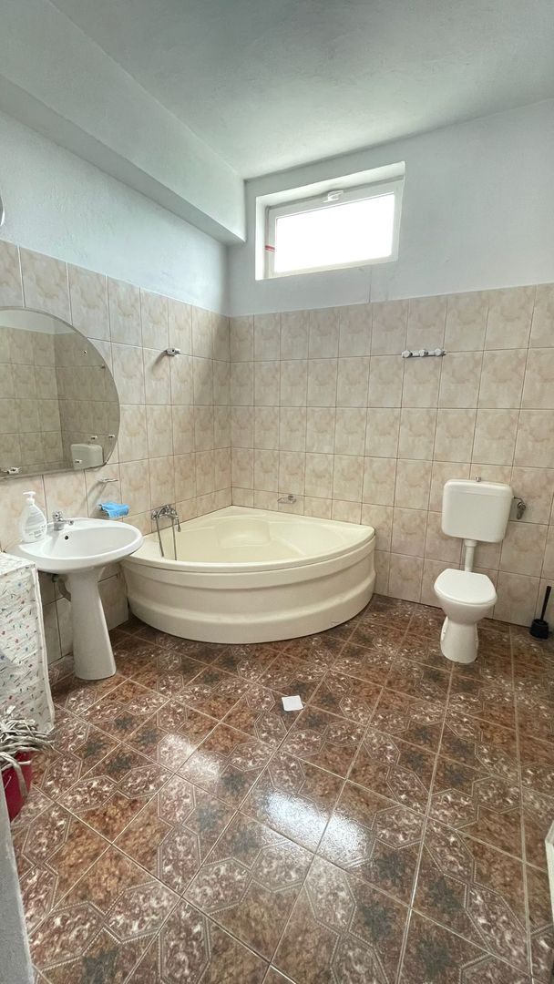 SPATIU BIROURI VILA PARCARE ZONA 1 MAI - Poză 11