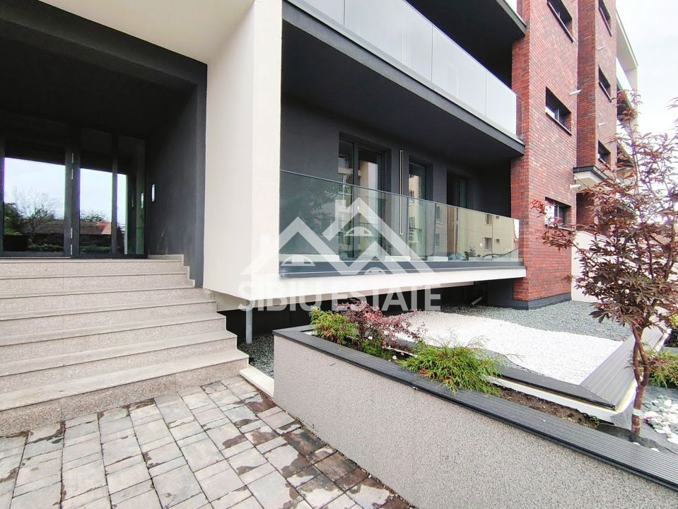 Apartament Sibiu central 3 camere, 2 bai Imobil Top lift garaj - Poză 14