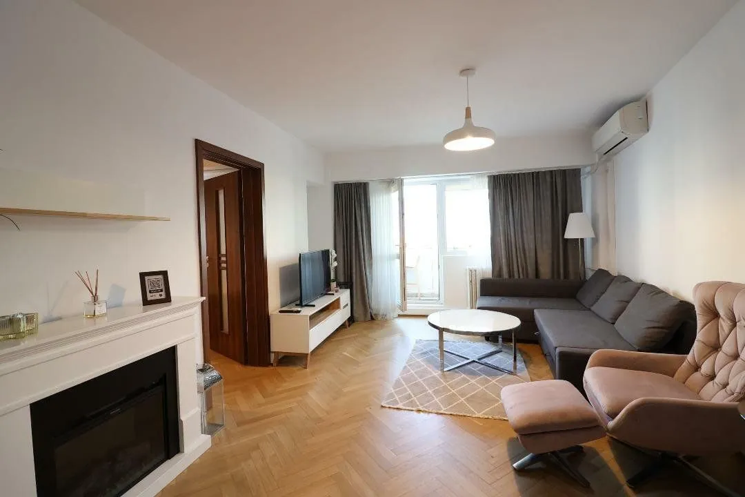 Apartament cu 3 camere | Calea 13 Septembrie — fotografia 1