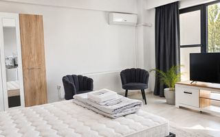 De inchiriat studio ultracentral, etaj 2, 400 euro - Poză 1