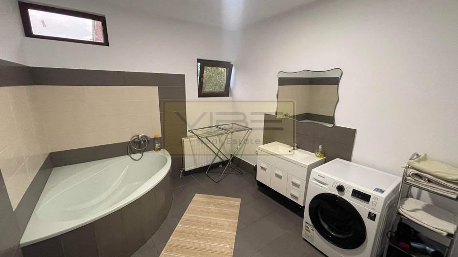 CASA 4 CAMERE- CURTE 1000MP - Ideal de locuit/ after school etc - Poză 3