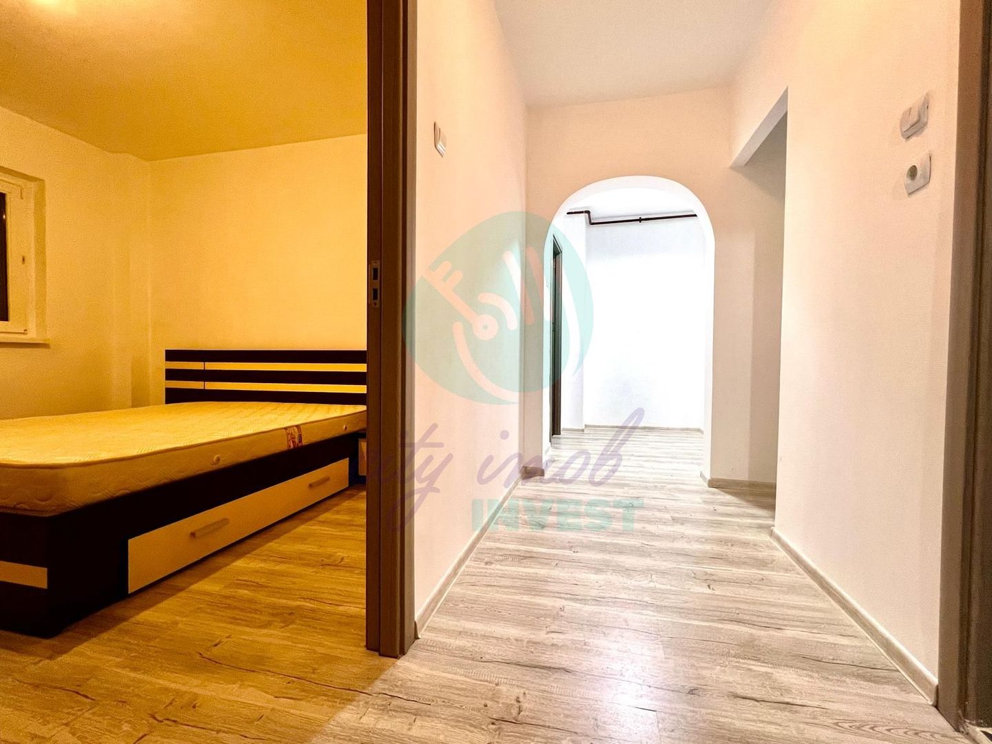 2 camere cu CENTRALA PROPRIE- 13 Septembrie-Margeanului-1986 - Poză 2