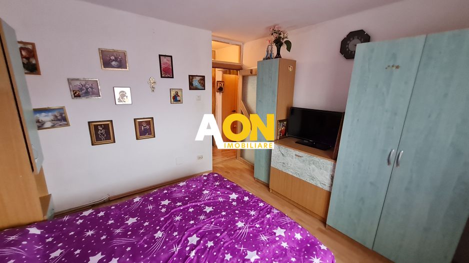 Apartament 3 camere, Decomandat, 69 mp, Zona Cetate - Poză 10