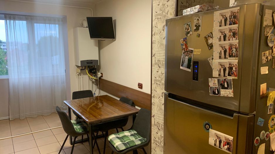 Apartament cu 3 camere în zona, mobilat si utilat -  Piata Centrala - Poză 17