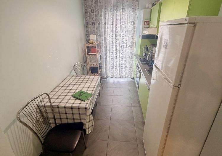 Giroc-Eso | Etaj 1 | Mobilat & Utilat | Centrală proprie | Balcon | Parcare - Poză 4