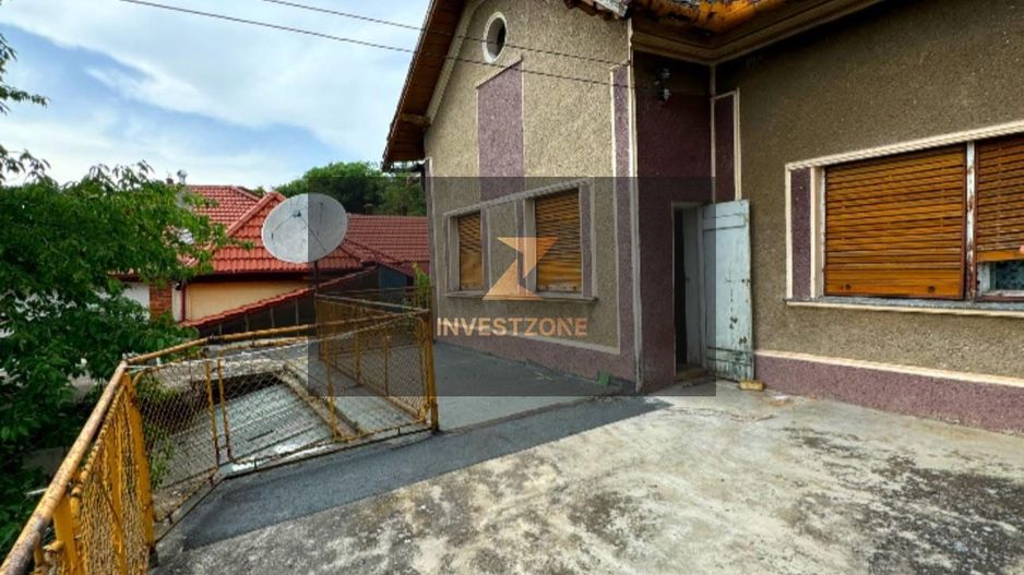 Teren 1000 mp și casă lângă Aquapark ul Nymphaea din Oradea - Poză 10