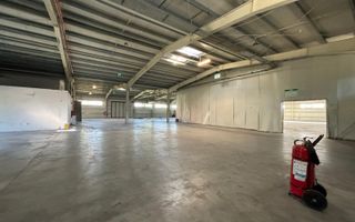 Hala 5000 mp dotata pentru productie si depozitare ISU categoria D - Poză 26