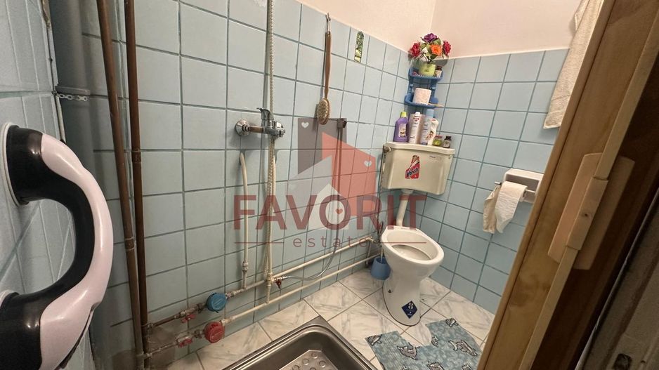 5 camere | etaj 1 | mobilat si utilat | ideal pentru inchiriere | - Poză 14