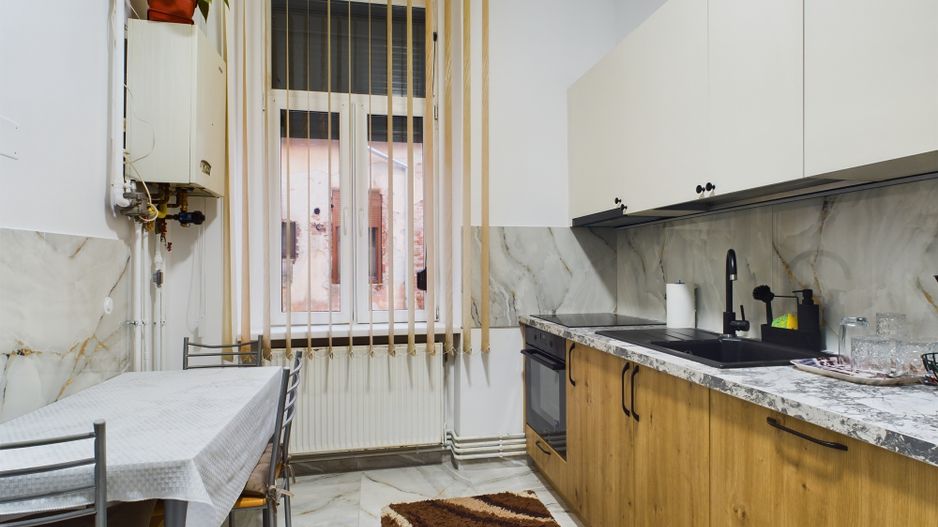 Apartament 3 camere , Splaiul Tudor Vladimirescu - Poză 2