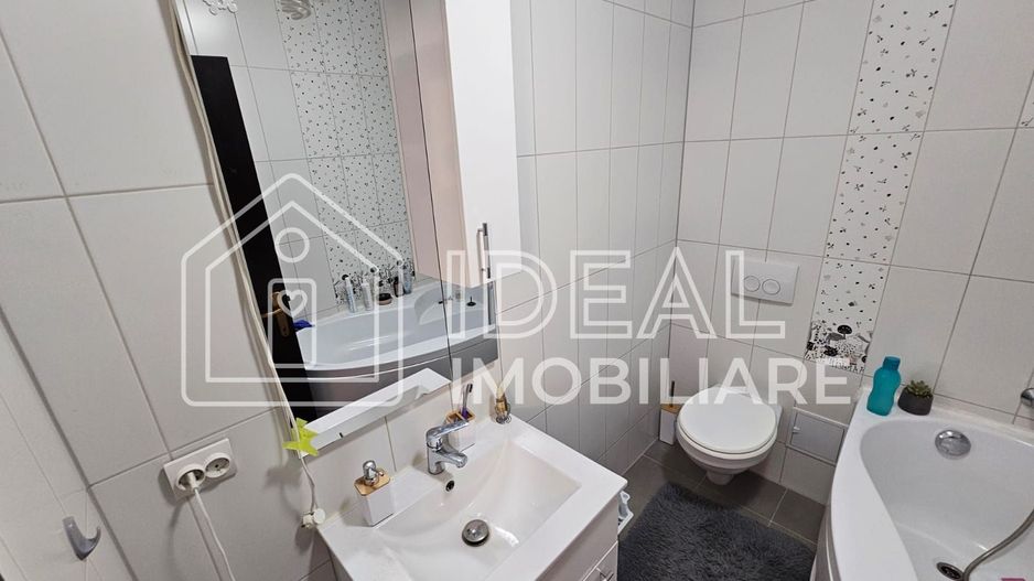 Casa Mobiltata-Utilata cu 4 camere,  pe Pictor Brana - Poză 10