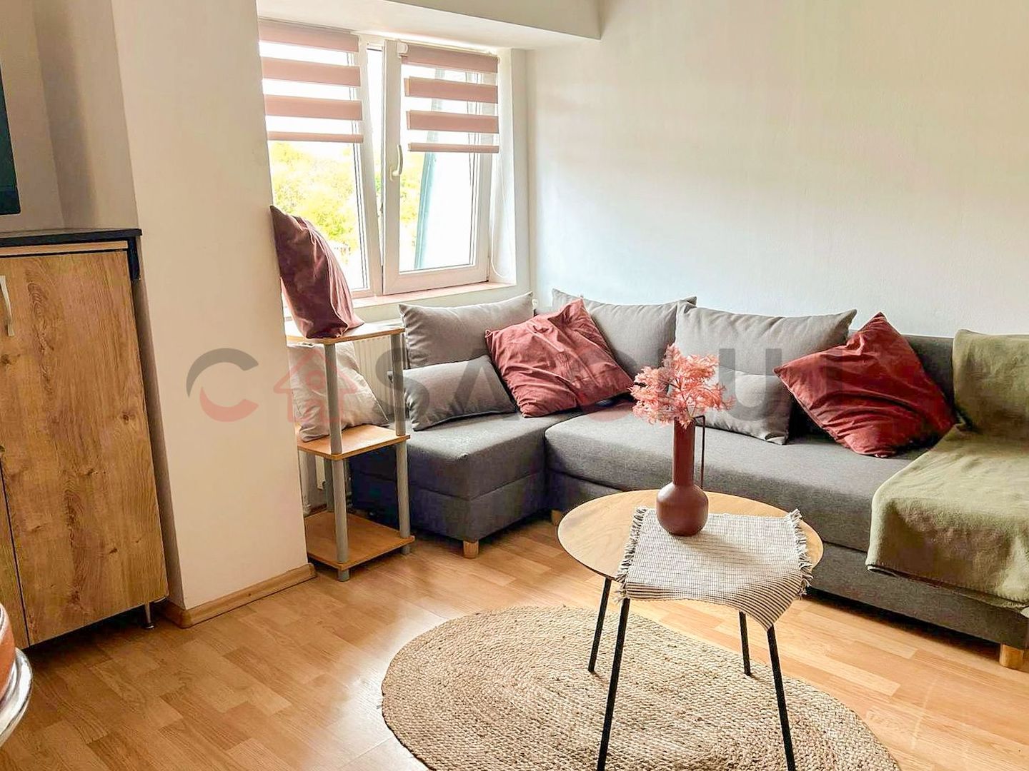 Vrei o investitie sigura? Acest apartament poate fi alegerea perfecta - Poză 1