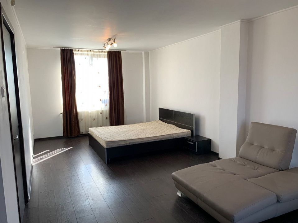 Inchiriere Penthouse zona Calea Bucuresti - Poză 10