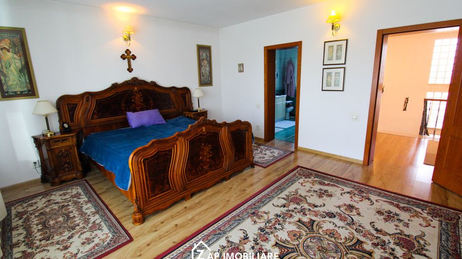 Unirii - Casa Zona Romcab -  400mp - 1259 mp teren - Garaj dublu - piscina - Poză 11