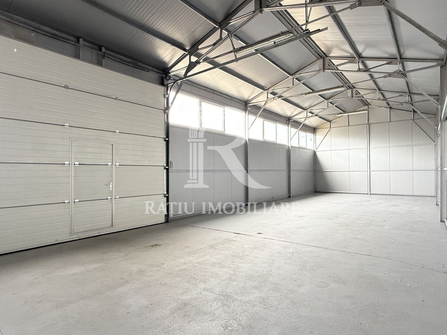 De închiriat hală industrială | 120 mp  | Oradea | - Poză 1