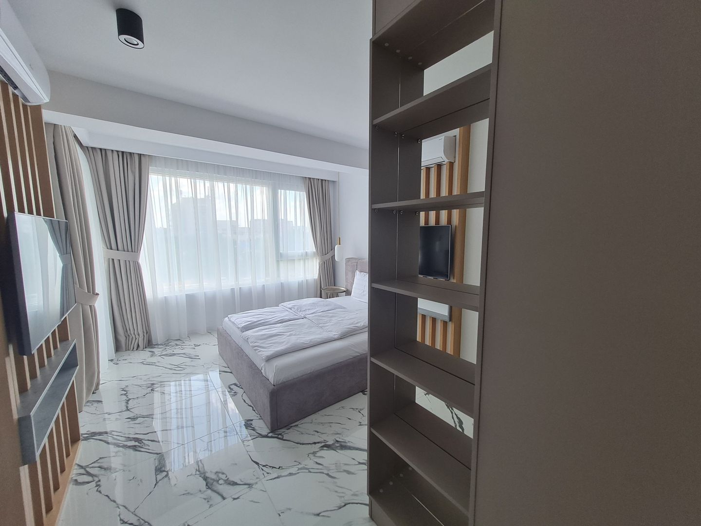 Calitate,prestanta,eleganta.. - Poză 7