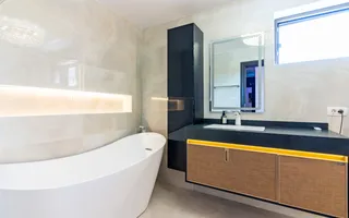 Casa\Vilă 7 camere cu Piscină, Garaj Subteran, zona Balotesti - Poză 11