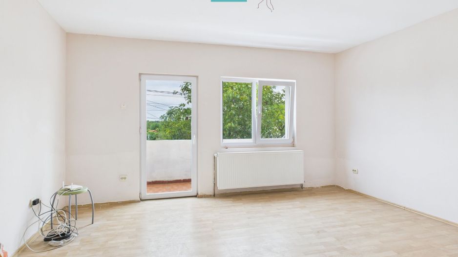 Casă cu 5 camere în Remetea Mare - Poză 4