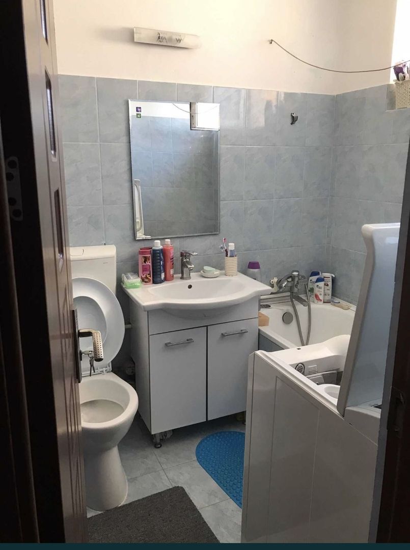 Apartament de vanzare 2 camere zona Abator - Poză 2